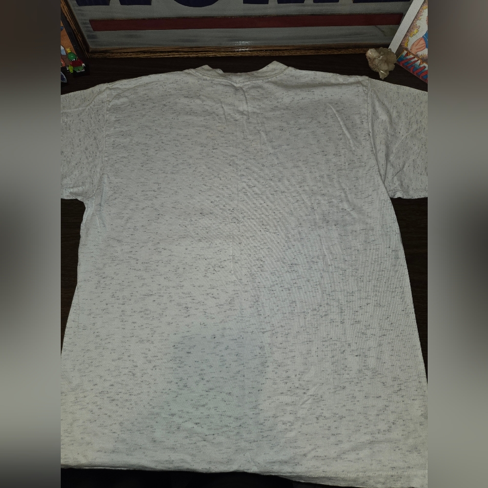 Vintage Reno Casino Graphic T-Shirt - Picture 4 of 4